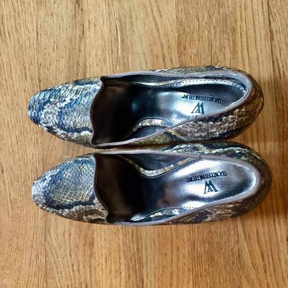 Snakeskin Worthington Heels - Picture 2 of 4